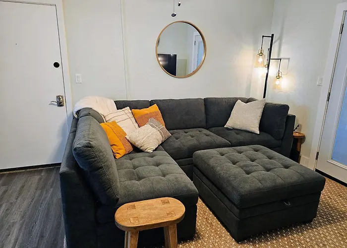 Comfort Location Reasonable Price 2 Blocks 2 The Beach